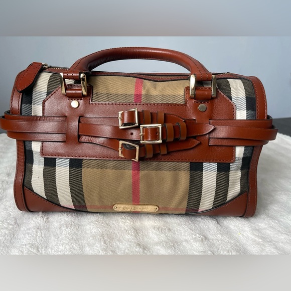 Burberry Brown and Tan Plaid Duffel women Bag - Picture 2 of 16